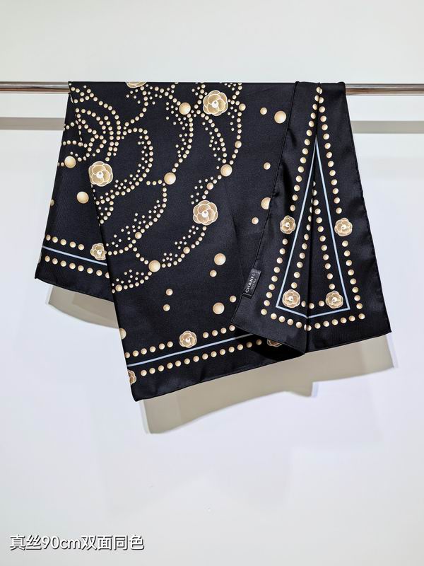 Chanel silk Scarf 90X90cm E160 (13)