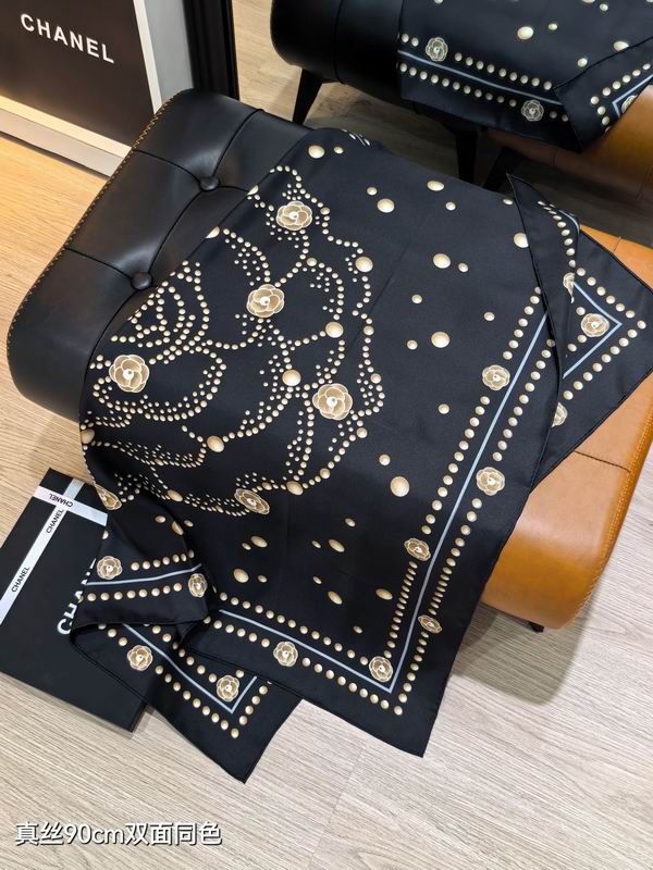 Chanel silk Scarf 90X90cm E160 (16)