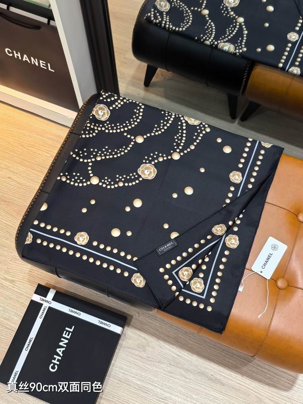 Chanel silk Scarf 90X90cm E160 (17)