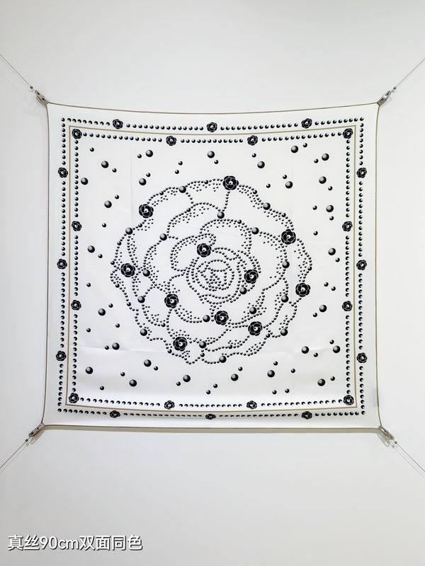 Chanel silk Scarf 90X90cm E160 (9)