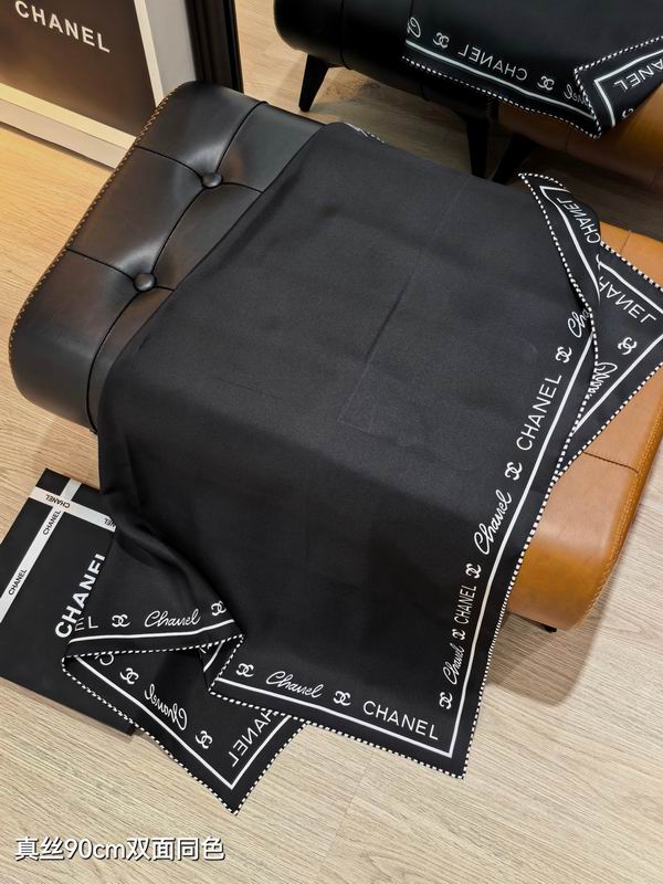 Chanel silk Scarf 90X90cm E161 (6)