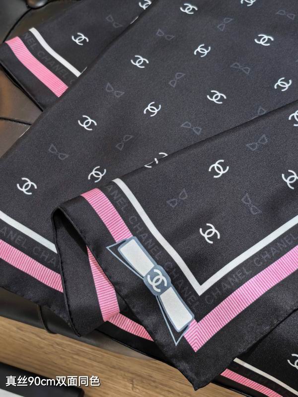 Chanel silk Scarf 90X90cm E162 (1)