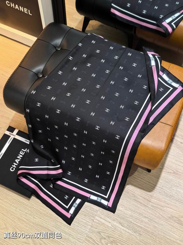 Chanel silk Scarf 90X90cm E162 (2)