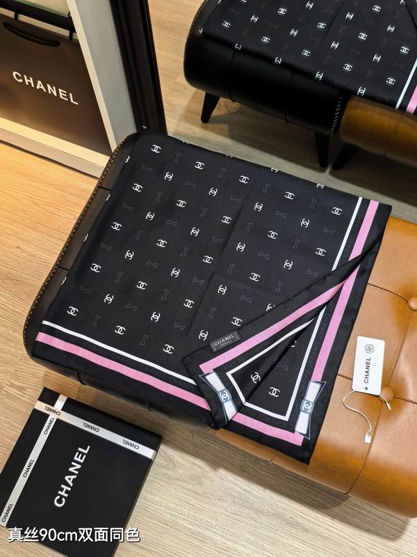 Chanel silk Scarf 90X90cm E162 (8)