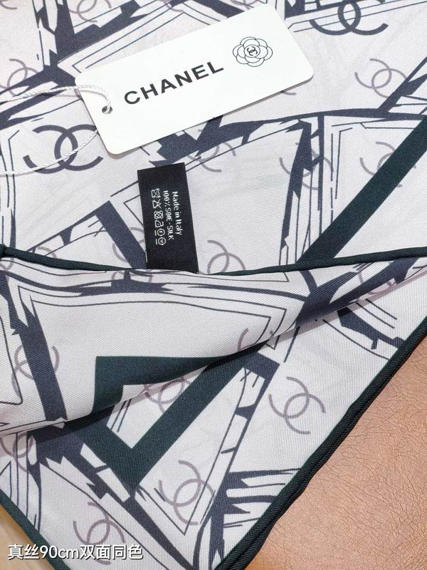 Chanel silk Scarf 90X90cm E190 (15)