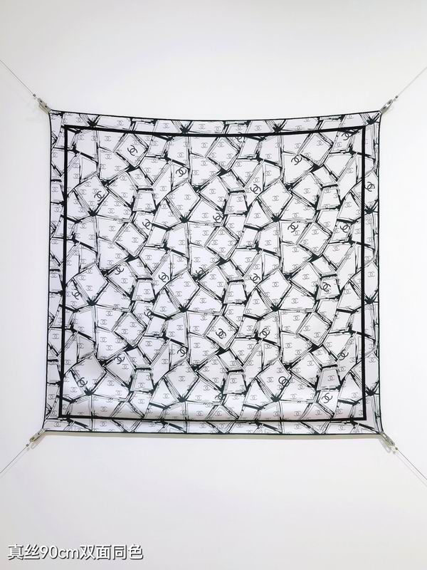 Chanel silk Scarf 90X90cm E190 (19)