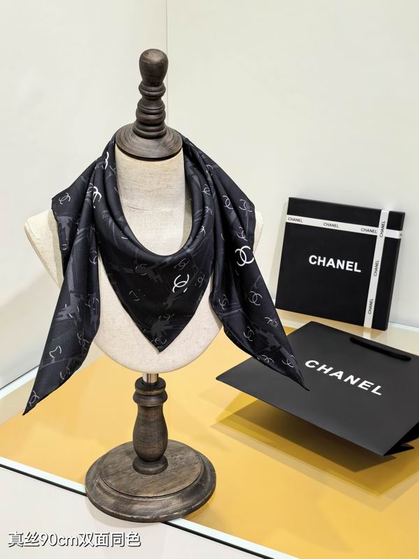 Chanel silk Scarf 90X90cm E190 (3)