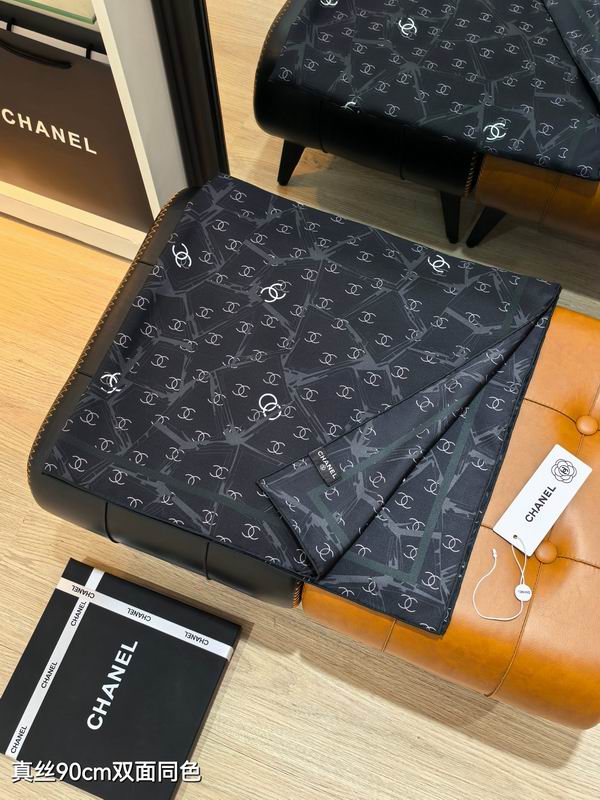 Chanel silk Scarf 90X90cm E190 (8)