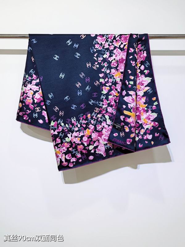 Chanel silk scarf 90X90cm E05 (14)