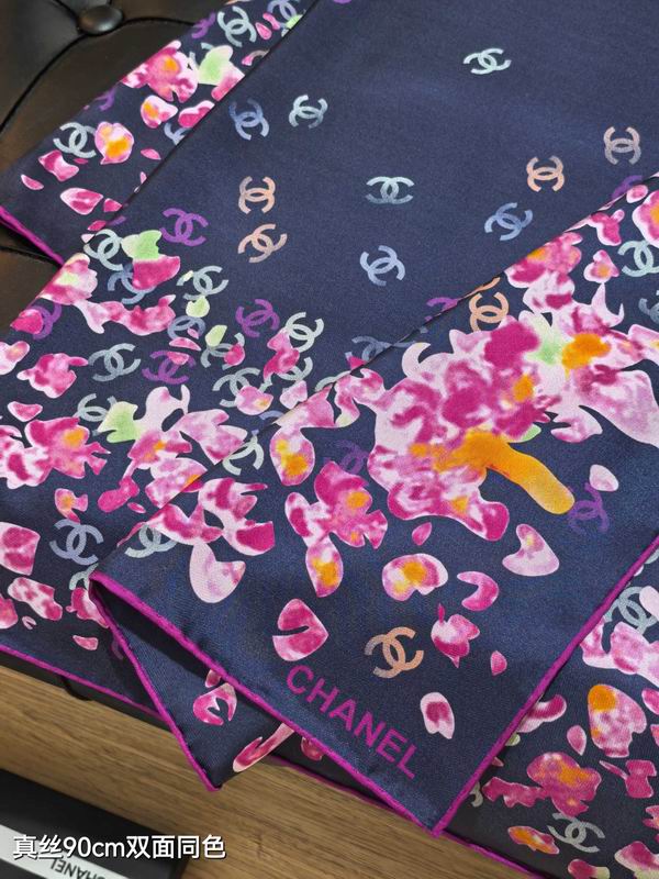 Chanel silk scarf 90X90cm E05 (15)