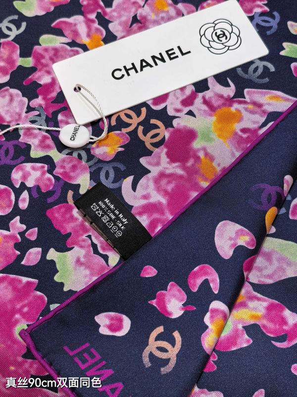 Chanel silk scarf 90X90cm E05 (16)