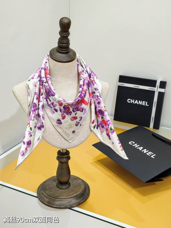 Chanel silk scarf 90X90cm E05 (23)