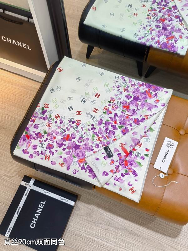 Chanel silk scarf 90X90cm E05 (28)