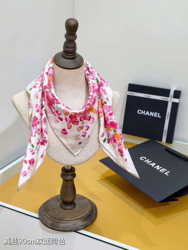 Chanel silk scarf 90X90cm E05 (3)