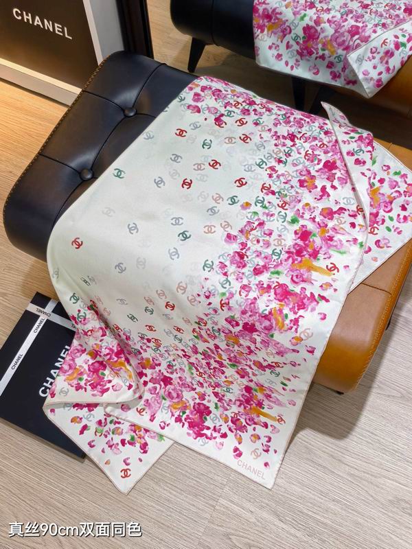 Chanel silk scarf 90X90cm E05 (7)