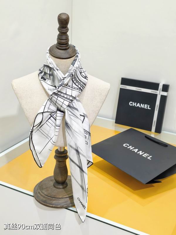 Chanel silk scarf 90X90cm E06 (11)