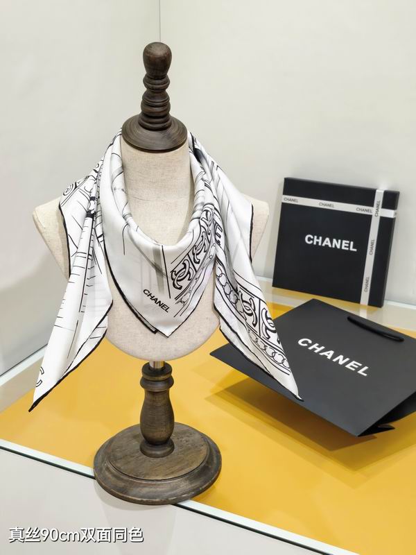 Chanel silk scarf 90X90cm E06 (12)