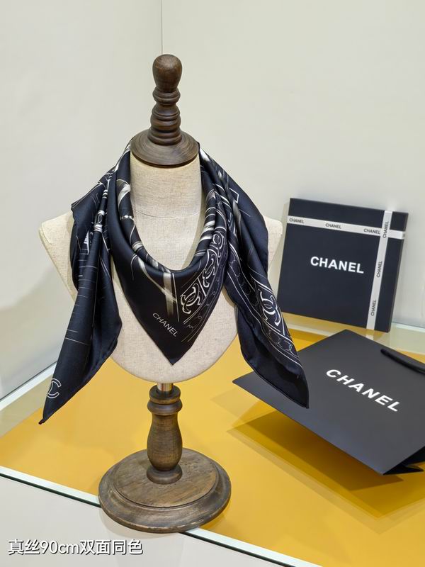 Chanel silk scarf 90X90cm E06 (3)