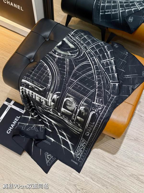 Chanel silk scarf 90X90cm E06 (7)