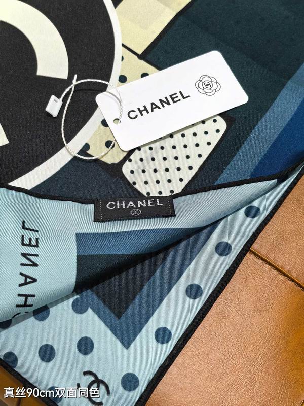 Chanel silk scarf 90X90cm E19 (15)