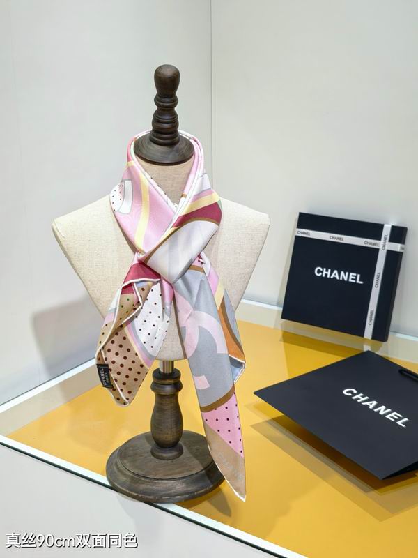 Chanel silk scarf 90X90cm E19 (2)