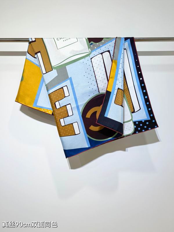 Chanel silk scarf 90X90cm E19 (24)