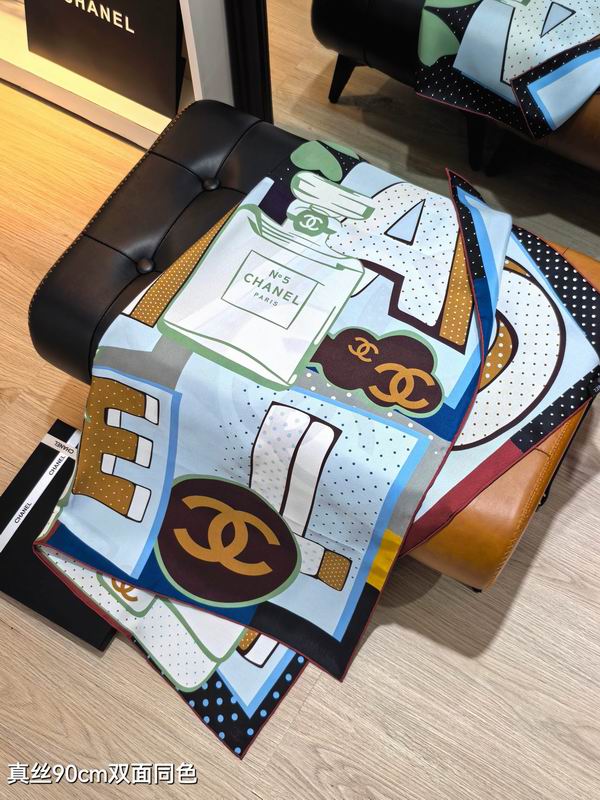 Chanel silk scarf 90X90cm E19 (28)