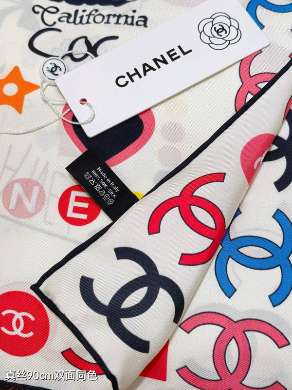 Chanel silk scarf 90X90cm E21 (4)