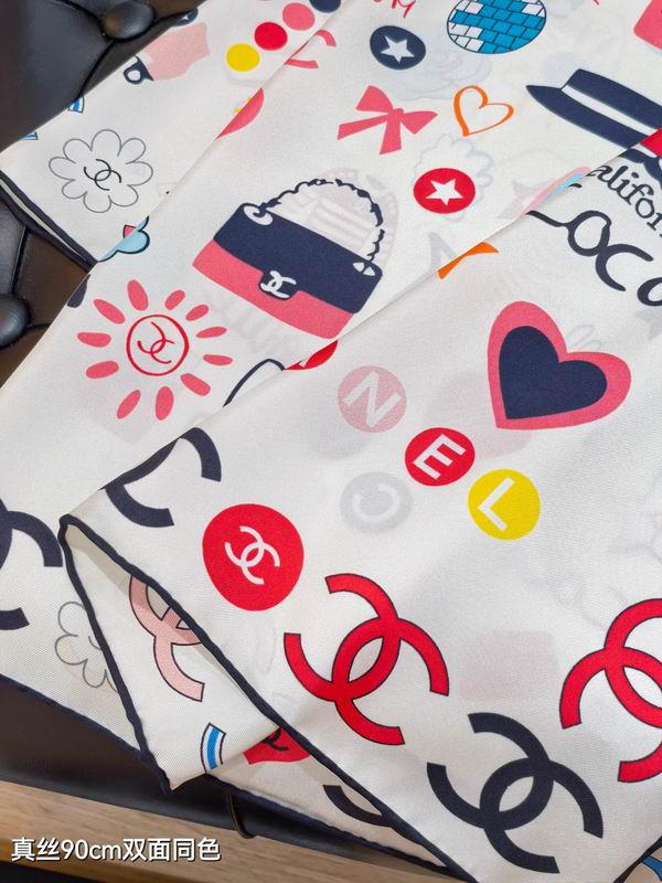 Chanel silk scarf 90X90cm E21 (6)