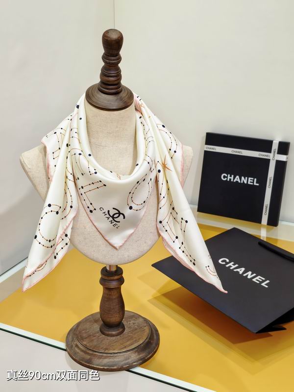 Chanel silk scarf 90X90cm E24 (12)