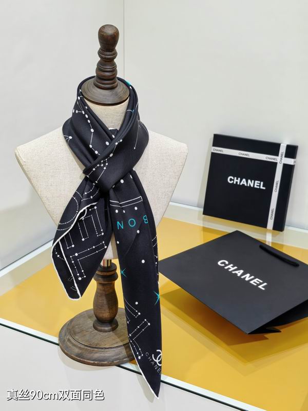 Chanel silk scarf 90X90cm E24 (2)