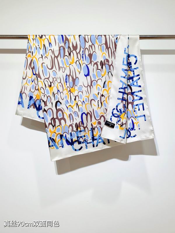 Chanel silk scarf 90X90cm E25 (3)