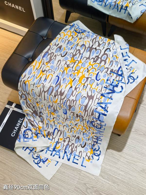 Chanel silk scarf 90X90cm E25 (6)