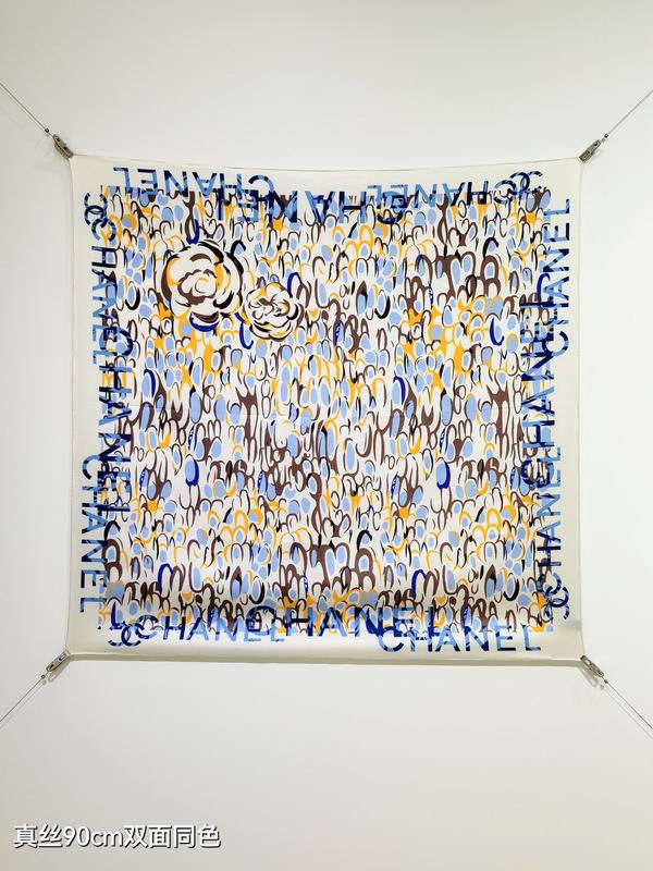Chanel silk scarf 90X90cm E25 (8)