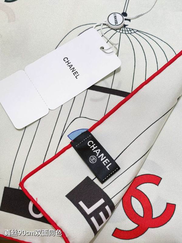 Chanel silk scarf 90X90cm E26 (5)