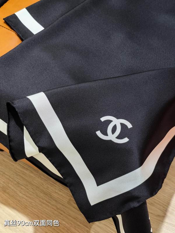 Chanel silk scarf 90X90cm E27 (6)