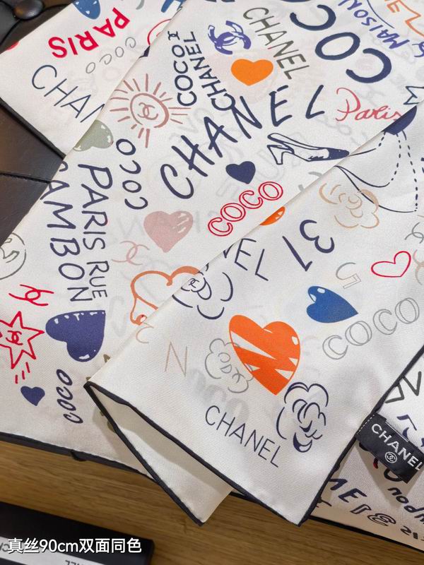 Chanel silk scarf 90X90cm E43 (15)