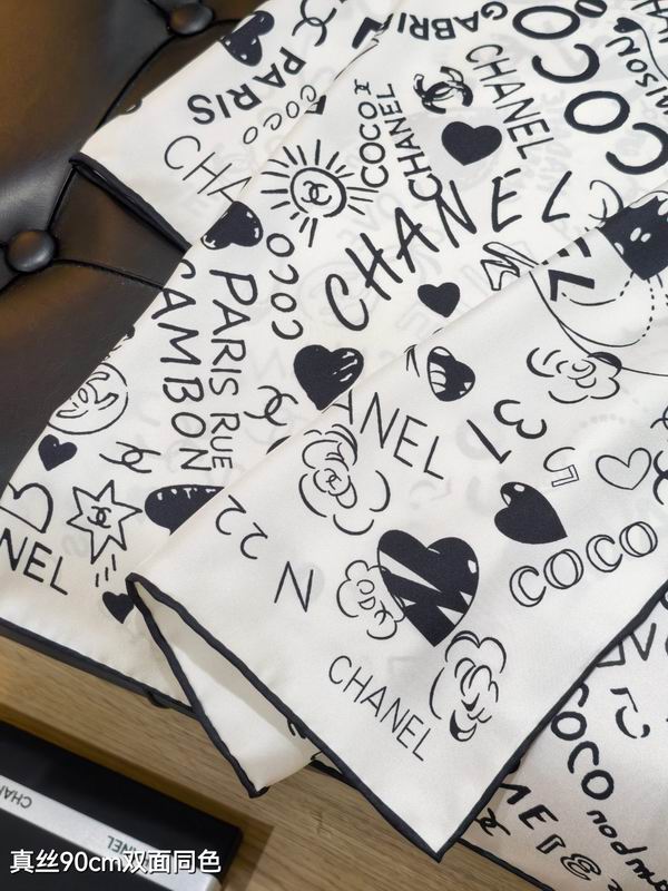 Chanel silk scarf 90X90cm E43 (24)