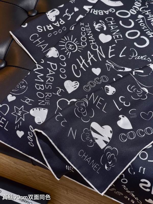 Chanel silk scarf 90X90cm E43 (6)