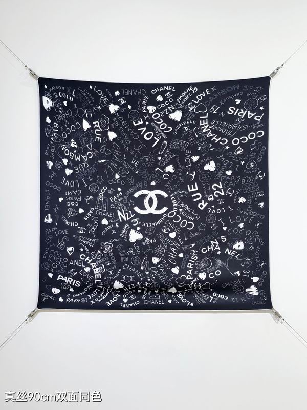 Chanel silk scarf 90X90cm E43 (9)