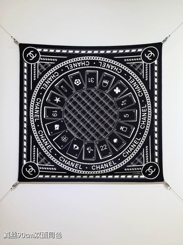 Chanel silk scarf 90X90cm E44 (9)