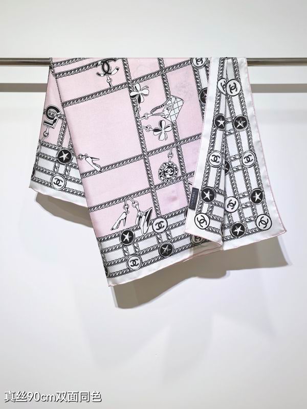 Chanel silk scarf 90X90cm E51 (13)