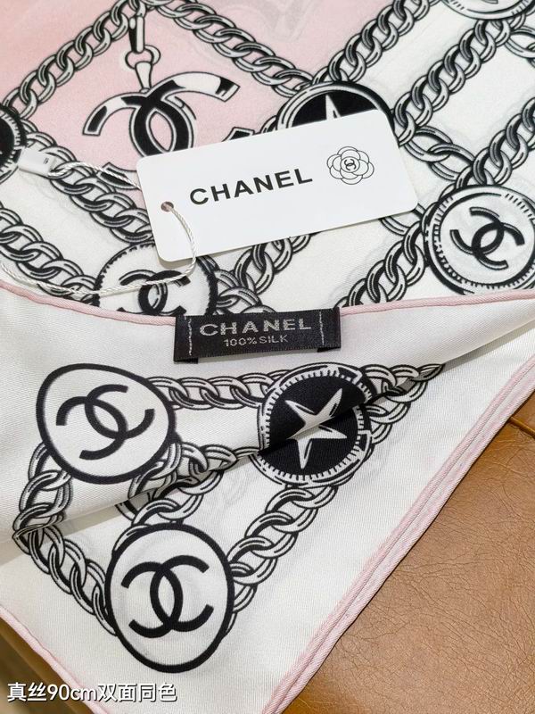 Chanel silk scarf 90X90cm E51 (14)