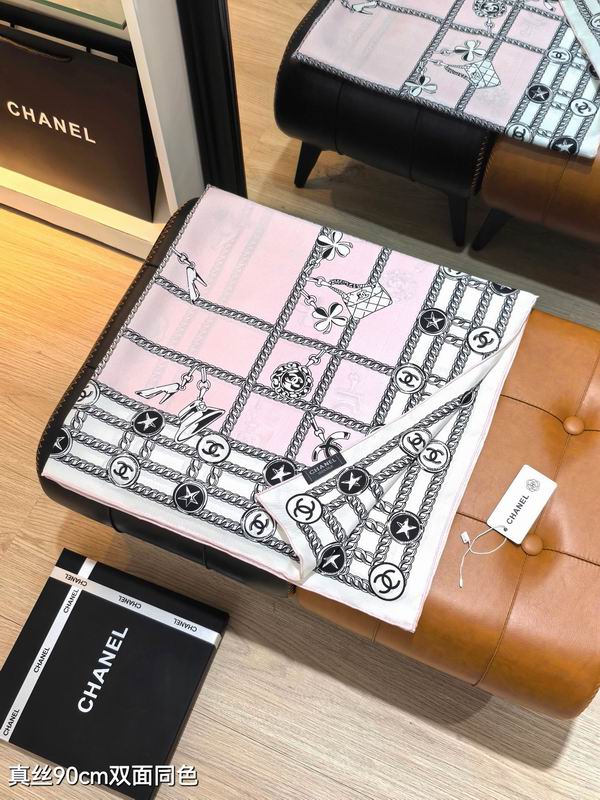 Chanel silk scarf 90X90cm E51 (17)
