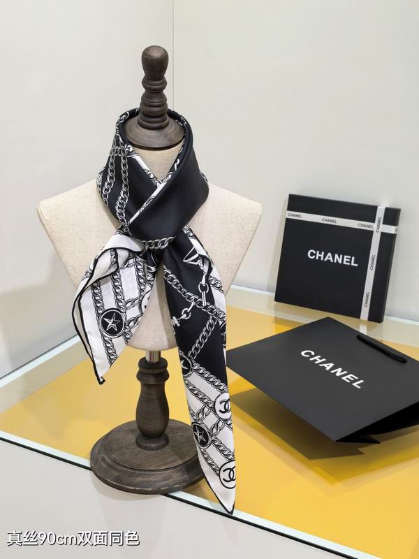 Chanel silk scarf 90X90cm E51 (3)