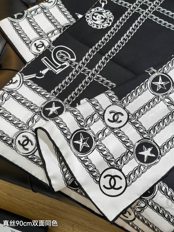 Chanel silk scarf 90X90cm E51 (6)