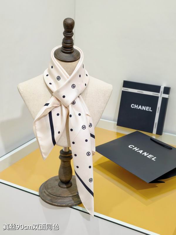 Chanel silk scarf 90X90cm E52 (12)
