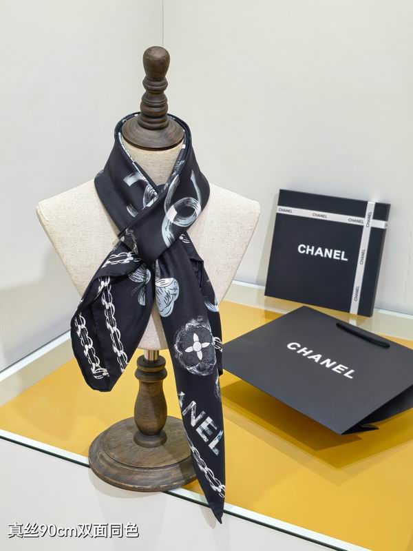 Chanel silk scarf 90X90cm E53 (11)