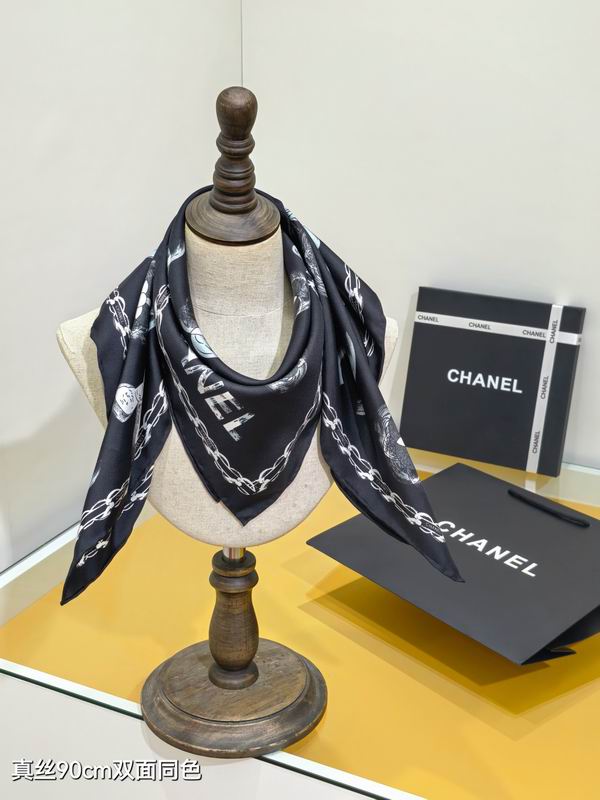Chanel silk scarf 90X90cm E53 (12)