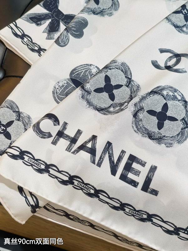 Chanel silk scarf 90X90cm E53 (6)